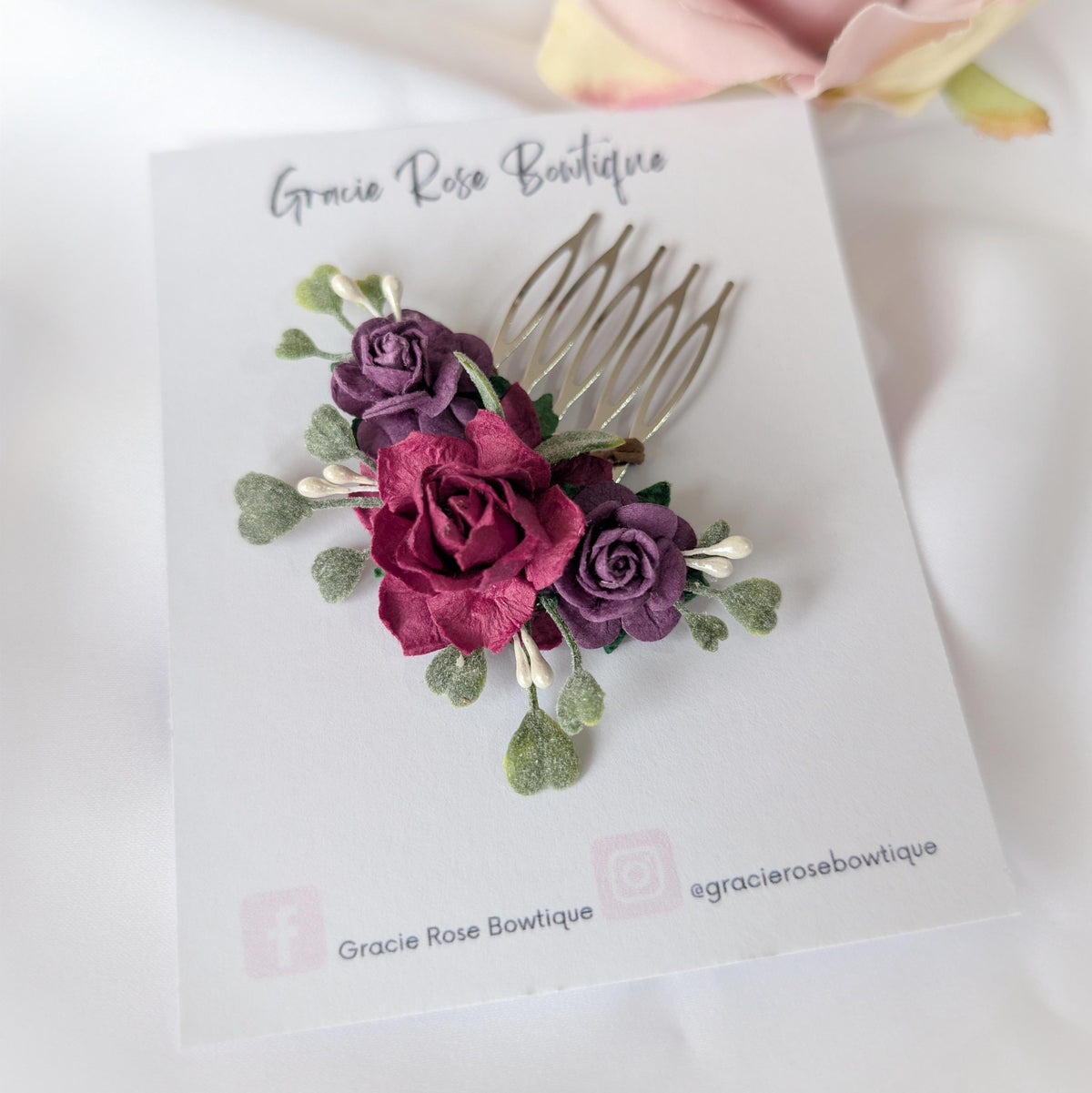 Flower bridal hair comb, Bridesmaid hair piece, Handmade