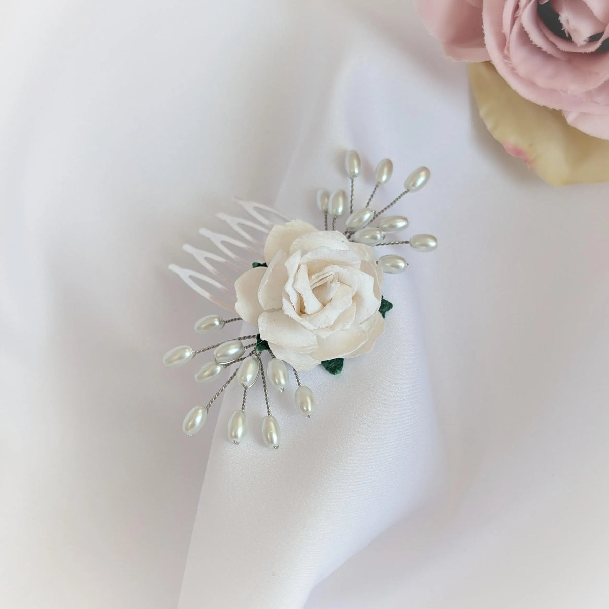 White Faux flower and pearl bridal hair comb, Bridesmaid hair piece