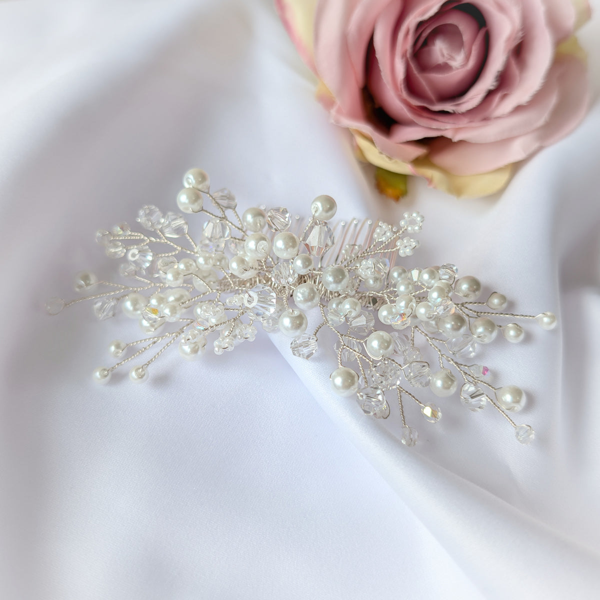 Wedding hair accessory, Handmade pearl and crystal bead hair comb, Bridal hair piece
