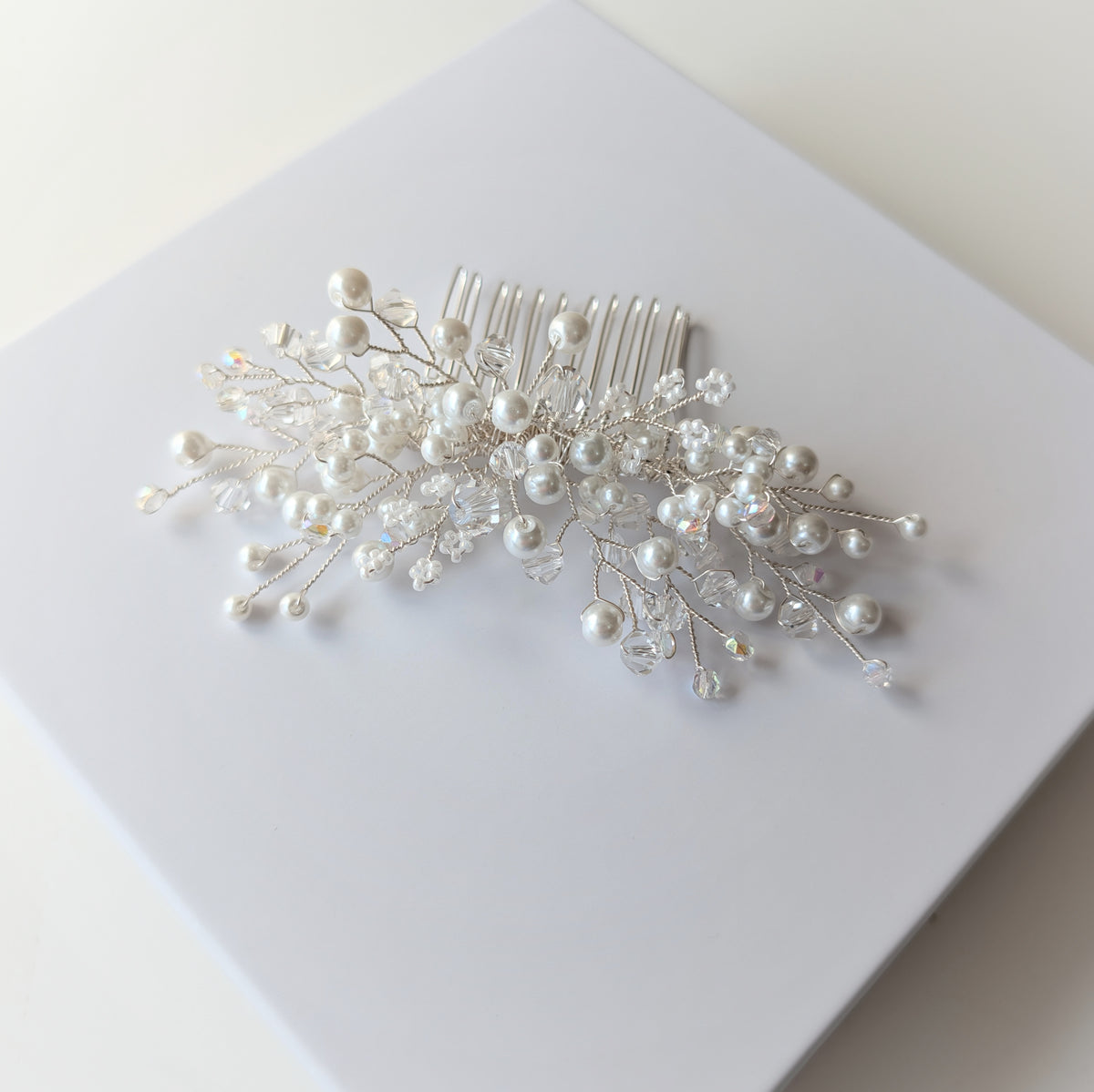 Wedding hair accessory, Handmade pearl and crystal bead hair comb, Bridal hair piece