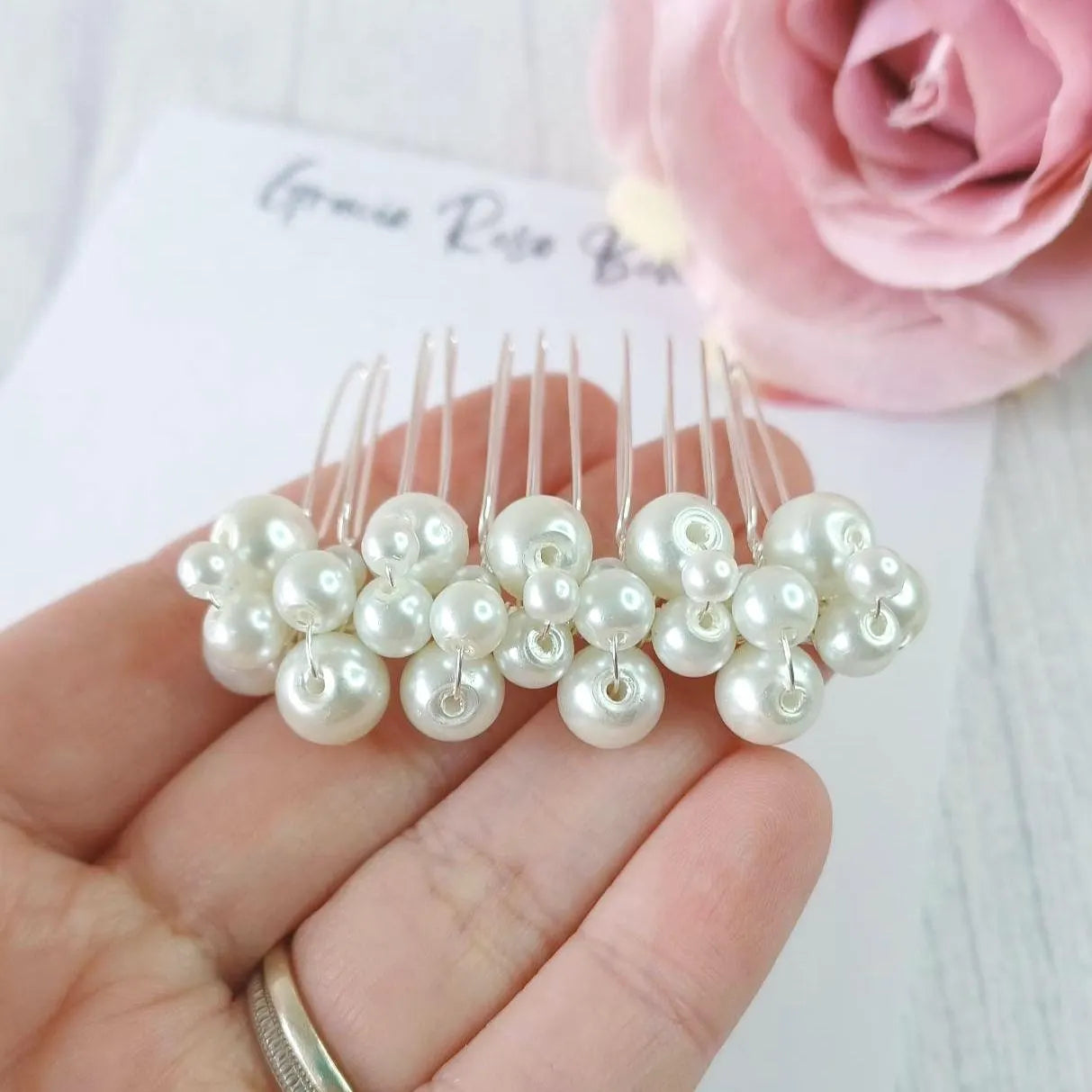 Pearl hair comb