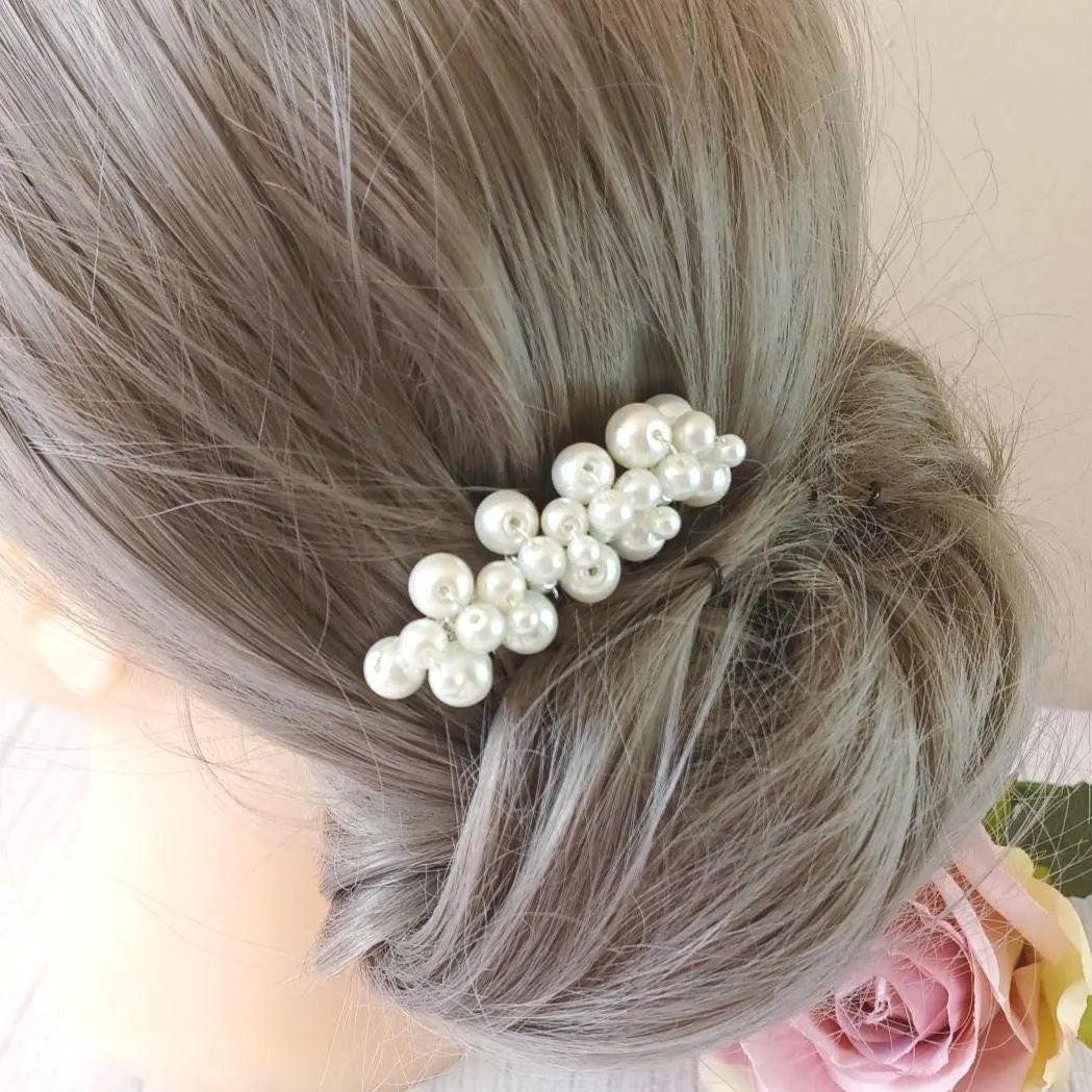 Pearl hair comb
