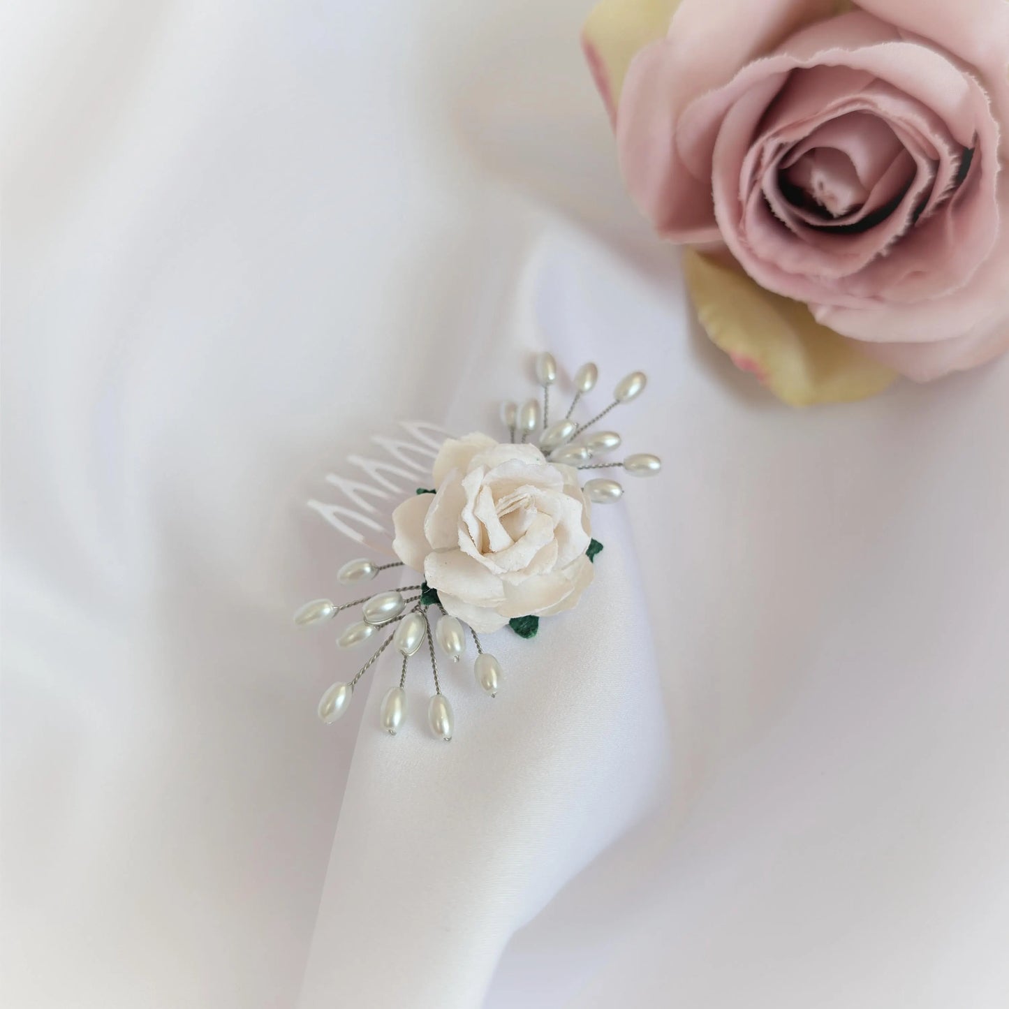 Flower and pearl hair comb