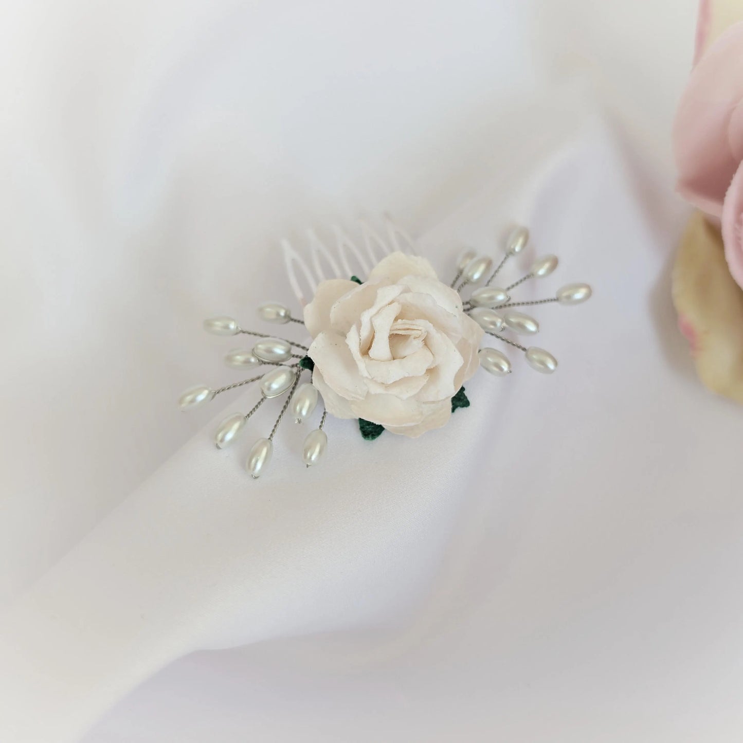 Flower and pearl hair comb