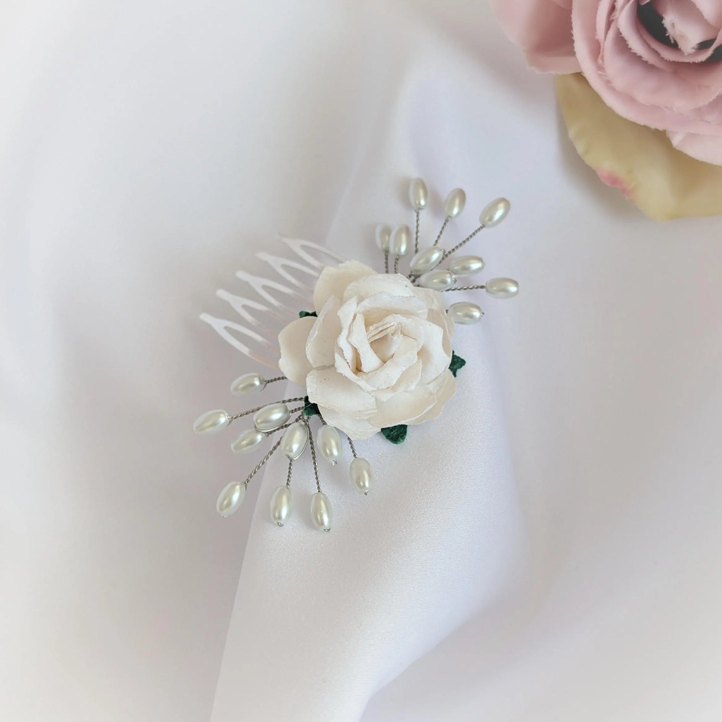 Flower and pearl hair comb