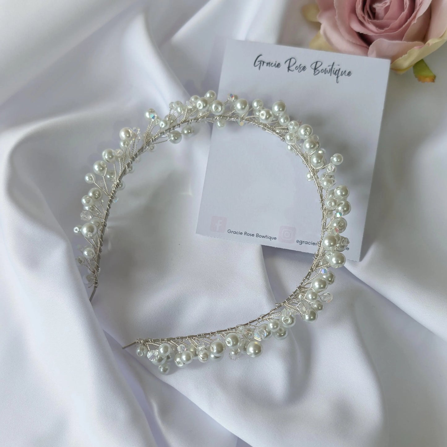 Pearl bridal headband, Pearl and crystal crown for wedding, Bridal halo, Pearl tiara