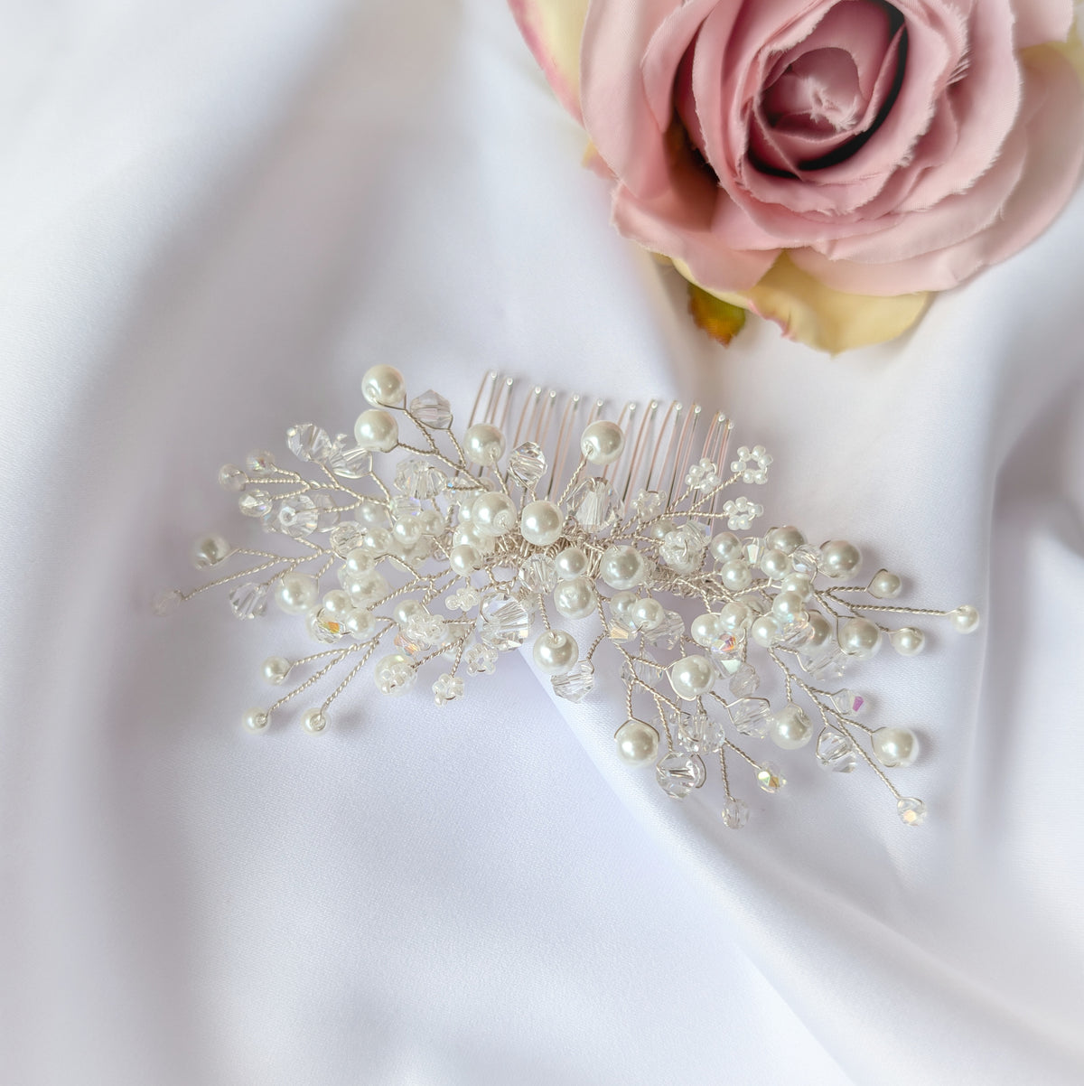 Wedding hair accessory, Handmade pearl and crystal bead hair comb, Bridal hair piece
