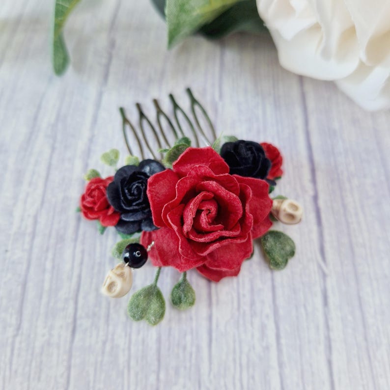 Red and black rose hair comb, Gothic hair accessories, Bridesmaid hair piece