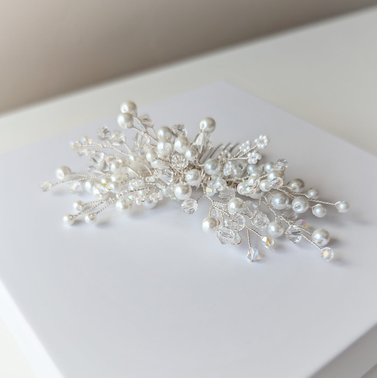 Wedding hair accessory, Handmade pearl and crystal bead hair comb, Bridal hair piece