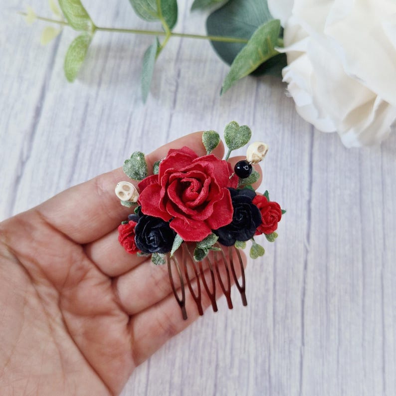 Red and black rose hair comb, Gothic hair accessories, Bridesmaid hair piece